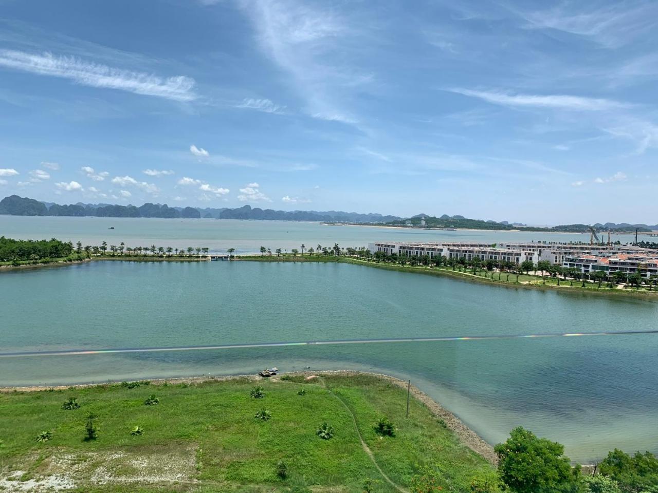 Sunday Premium Apartment Ha Long Eksteriør bilde